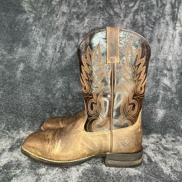 Ariat Men’s Sport Herdsman Western Performance Boot - Square TOE SZ 9.5 - Picture 1 of 8